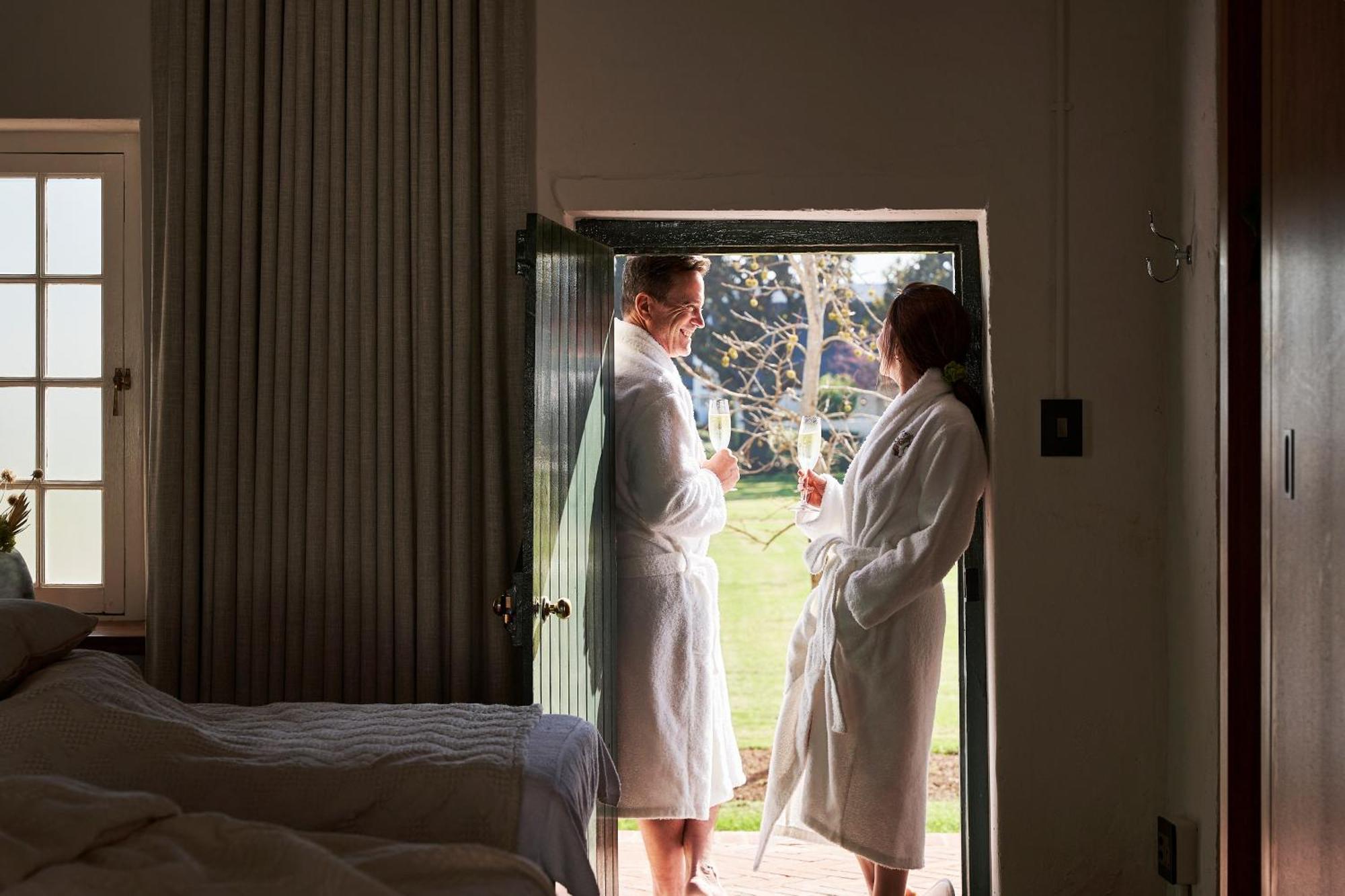 Vergenoegd Loew Boutique Hotel & Spa Cape Town Exterior photo